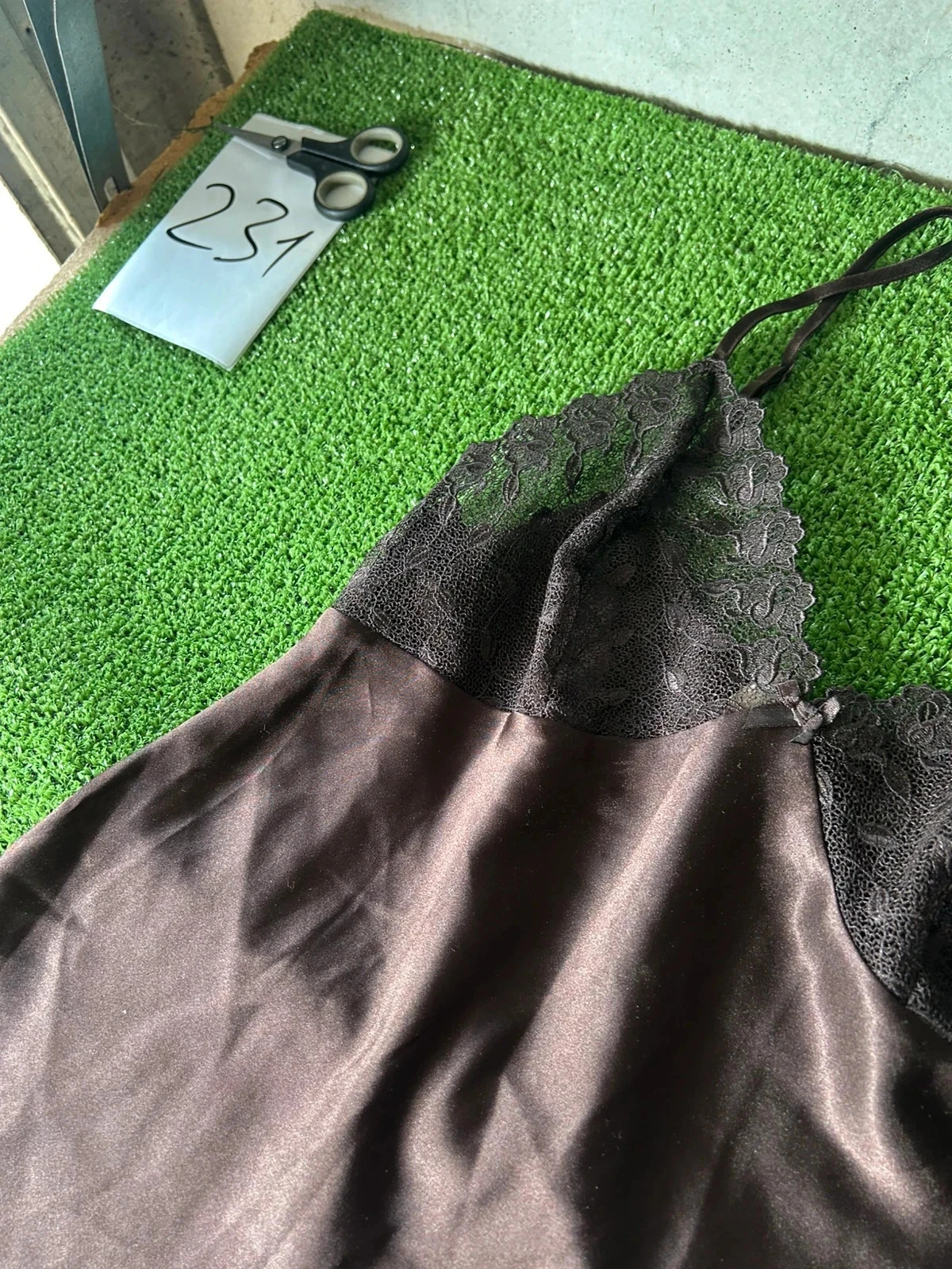Brown lace chemise - Size 42 – photo 5